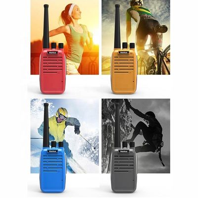Radio portátil para hoteles Intercomunicadores al aire libre Radio móvil digital negro Walkie Talkie
