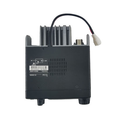 Estación de radio de automóviles de comunicación universal de largo alcance de 50 km Yaesu IC-2300H 65W/55W Banda doble