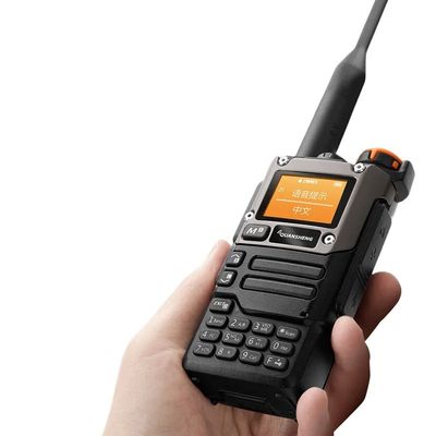 Radio analógica de doble banda de dos vías Walkie Talkie Negro portátil para una comunicación fluida