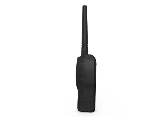 Radio de doble banda impermeable con impedancia de antena de 50Ω y capacidad de batería de 3800mAh