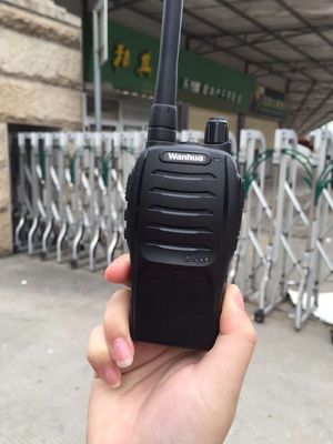 Frecuencia UHF Tipo 2W Potencia de salida Radios Walkie-Talkie Wanhua WH27
