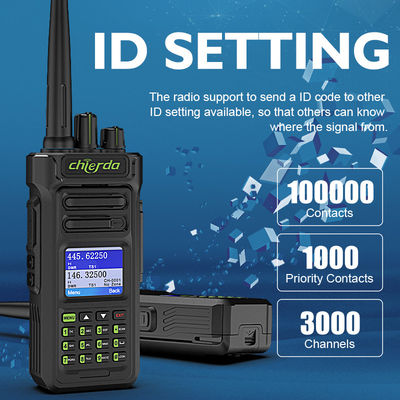 GPS IP67 Digital Walkie Talkie para la comunicación con transceptores VHF UHF 150*64*40mm