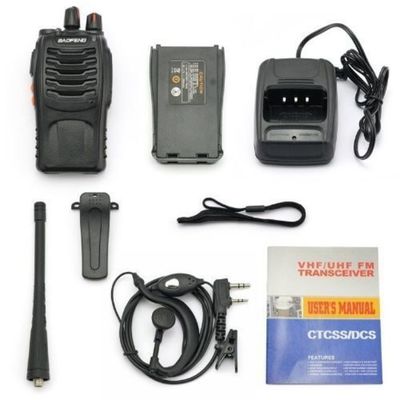 Baofeng original BF 888S Walkie Talkie Rango de frecuencia 400-470Hz con soporte de carga