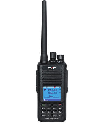 DMR Banda doble IP67 GPS impermeable Opcional 100000 Contactos 131mm*61mm*36mm Radio digital