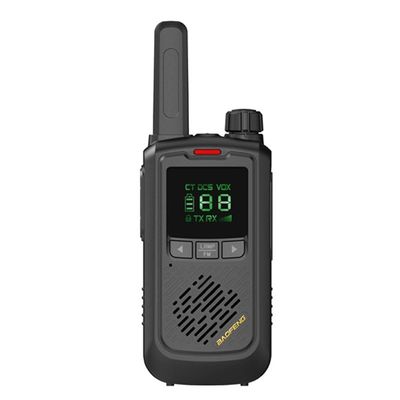 Baofeng T17 Walkie Talkie Tiempo de espera y Vox Función 58x28.5x172mm 5w Potencia de salida