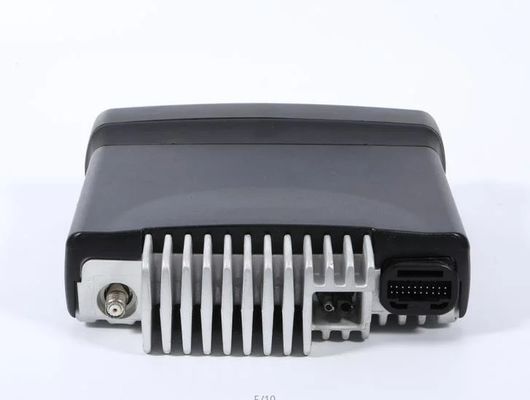 Estaciones base de motocicletas Vehículo Transmisor de radio DMR móvil VHF UHF Potencia de salida