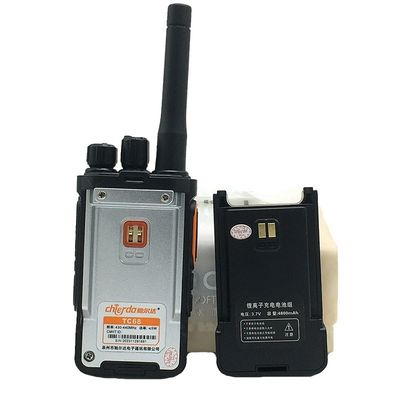 Capacidad de batería de 4800 mAh Walkie-Talkie inalámbrico para viajes al aire libre TC68 portátil