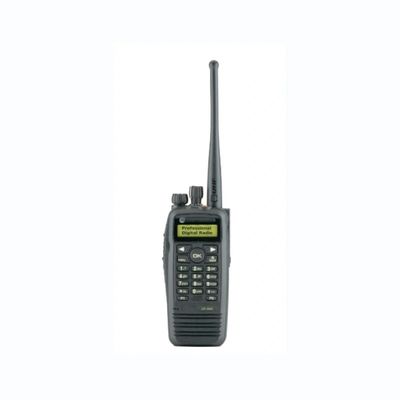 Radio digital portátil UHF/VHF Walkie-Talkie con voltaje de funcionamiento de 7,4 V en negro
