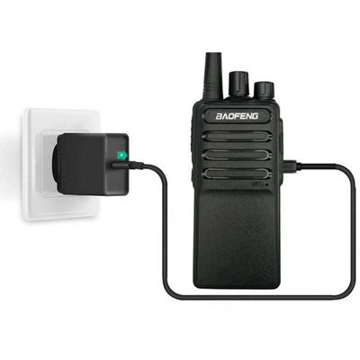 Negro Bf-C5 UHF Android Cargador USB Vox PC Programación inalámbrica Walkie Talkie Modelos digitales XIR P3688 DP1400 CP200D DEP450
