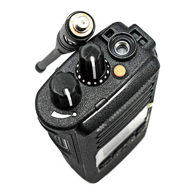 Walkie Talkie digital con canal de almacenamiento de 16 CH GMRS XIR P3688 DP1400 CP200D DEP450