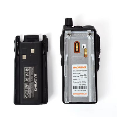 265g BAOFENG UV-82 Dual Band Dual Display Dual Walkie Talkie de espera para profesionales