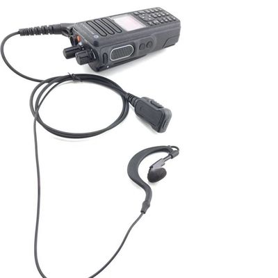 Motorola DP4801E Walkie Talkie auricular con forma D única y estándar de resistencia al agua IPX-4