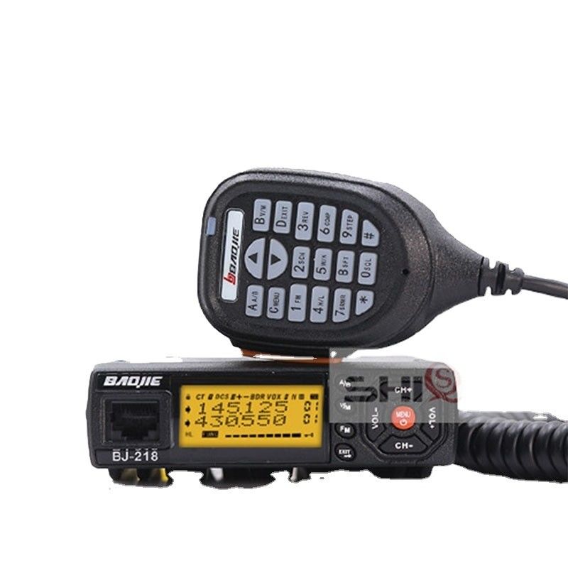 25W Max potencia de salida DC7.4V Baojie BJ-218 Car Mini Radio móvil de largo alcance Transceptor