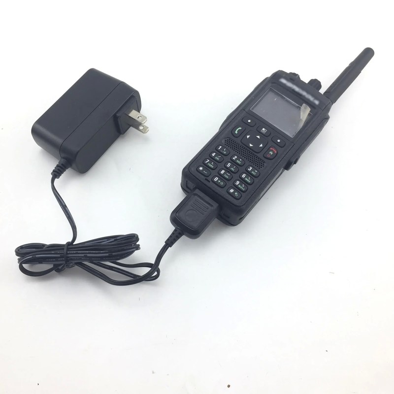 Accesorio de cargador de walkie-talkie para TETRA MTP3150 MTP3250 MTP6550 MTP6750 12V-24V