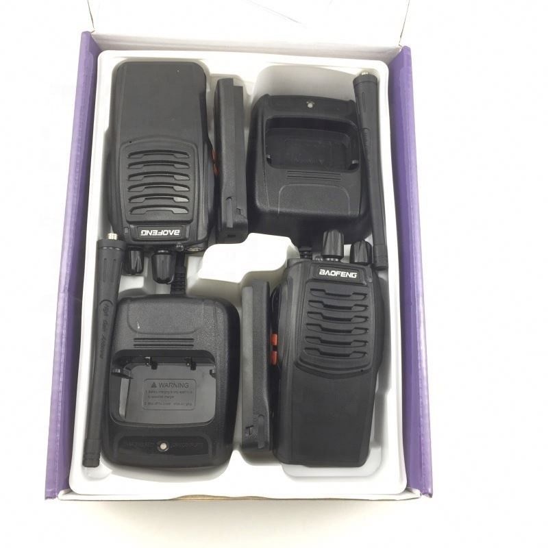 Tipo Walkie Talkie Comunicación inalámbrica portátil Radio bidireccional para banda doble VHF UHF